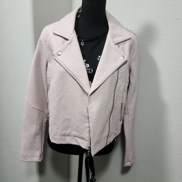 Jacket - Picture 1 of 2